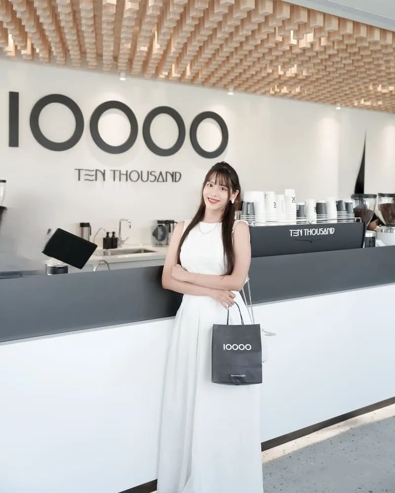Ten Thousand Coffee