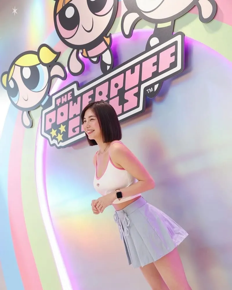 飛天小女警挺波衣