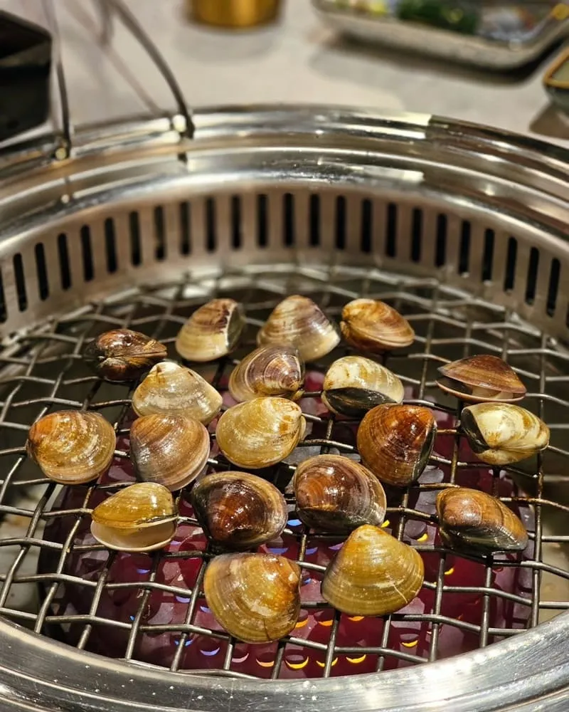 激肉 迴轉燒肉專門店