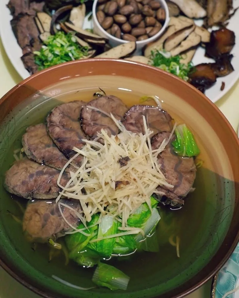 阿彰的店中永和牛肉麵-牛三寶