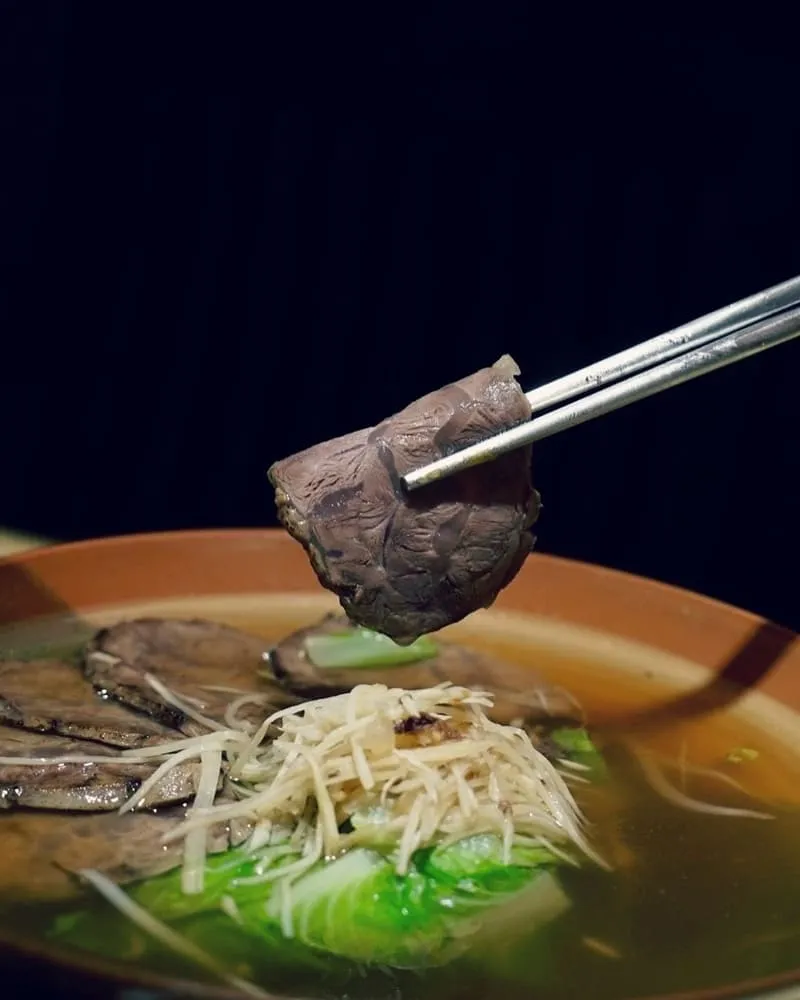 阿彰的店中永和牛肉麵-牛三寶