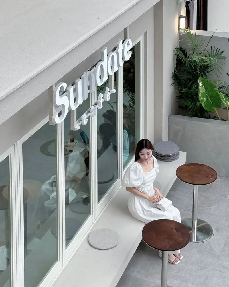 Sundate cafe
