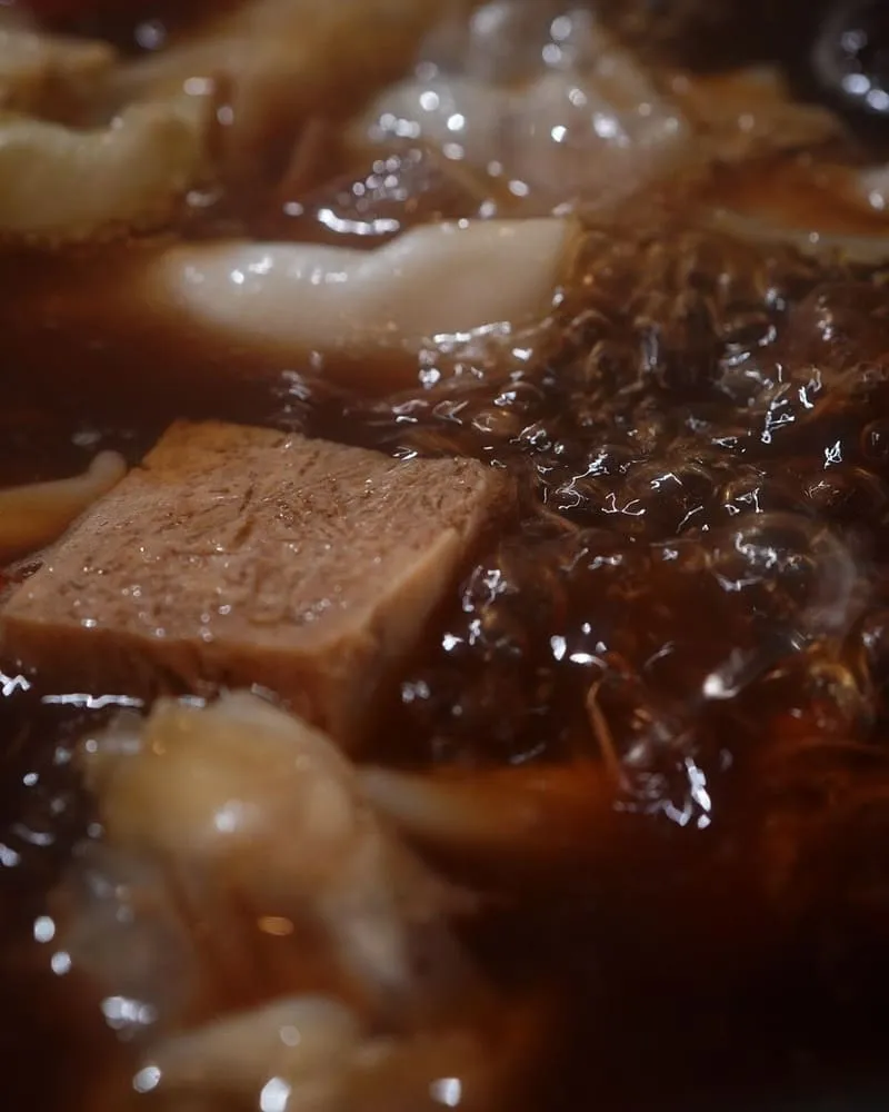 「旬味自然鍋物」台北信義秋冬火鍋推薦!小農蔬菜吃到飽、黑蒜頭蛤蜊雞湯鍋、養生又美味!