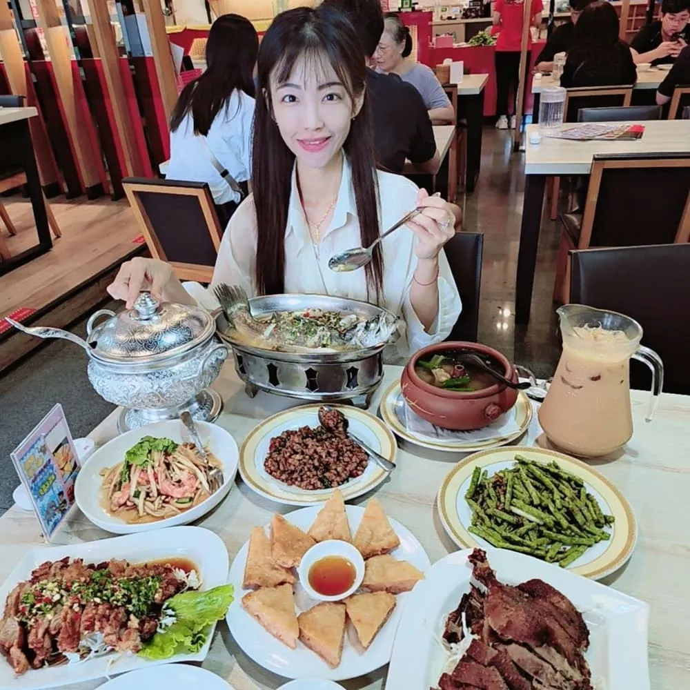 鴻泰興
