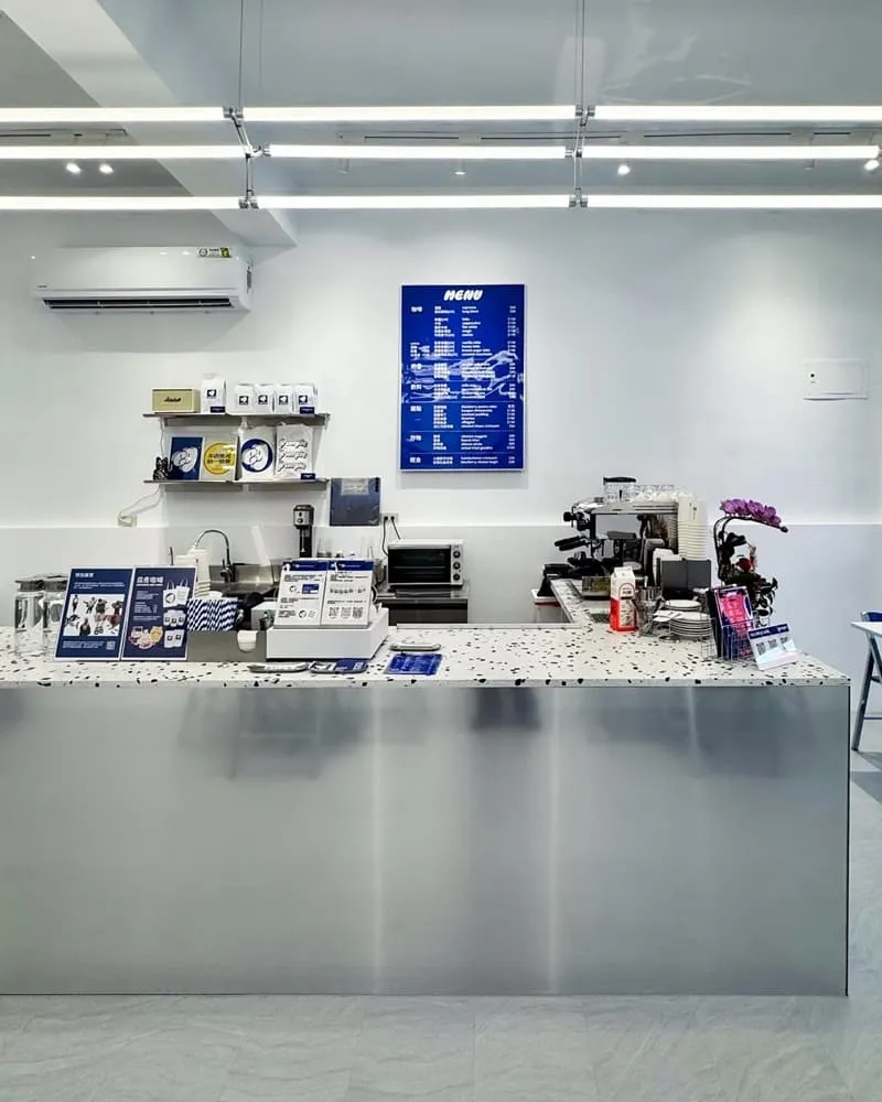 「️廣皮咖啡 cafe grumpie」新北五股區咖啡廳新開幕!寵物友善、澳式咖啡、手作甜點!