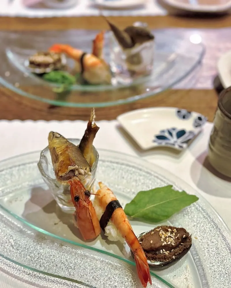 秋料理握壽司
