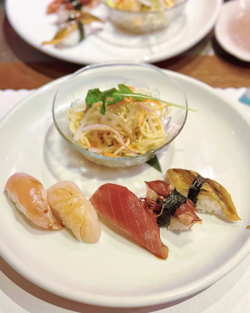 秋料理握壽司