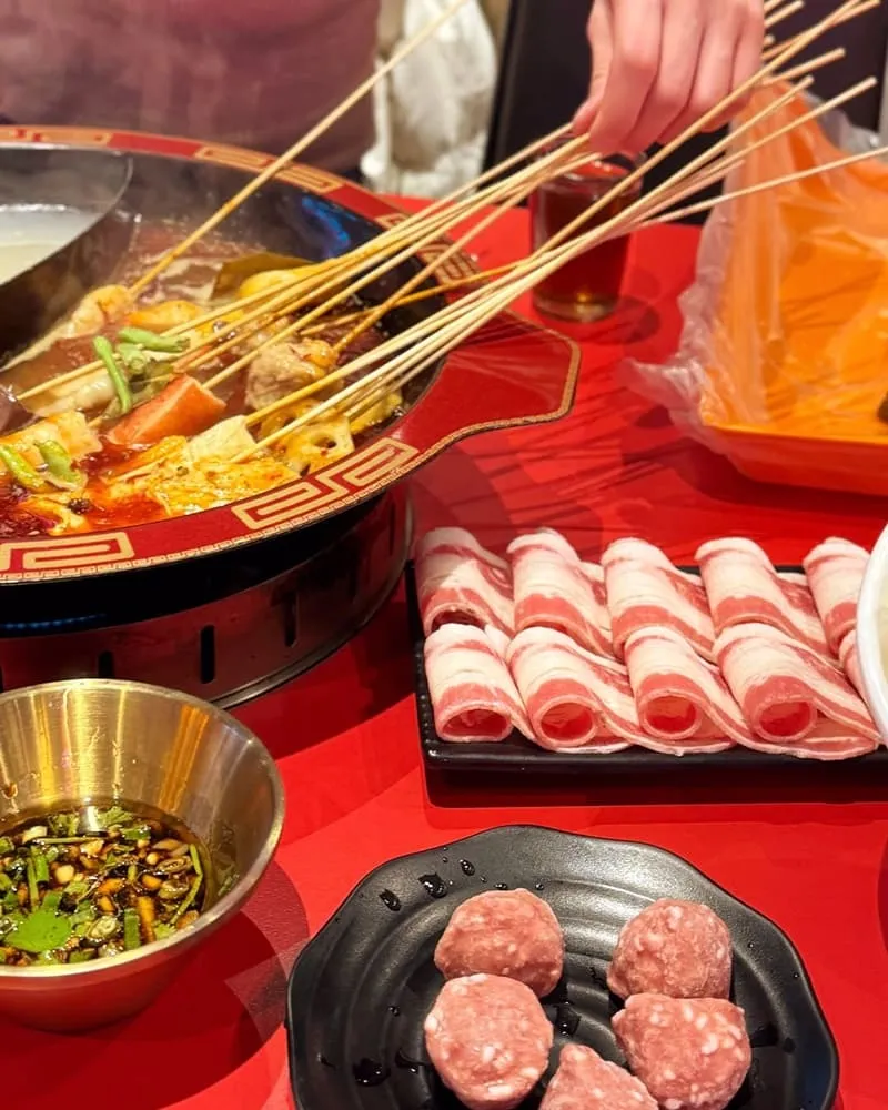 嗯雞刀正宗成都串串香新莊店
