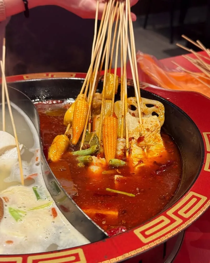 嗯雞刀正宗成都串串香新莊店
