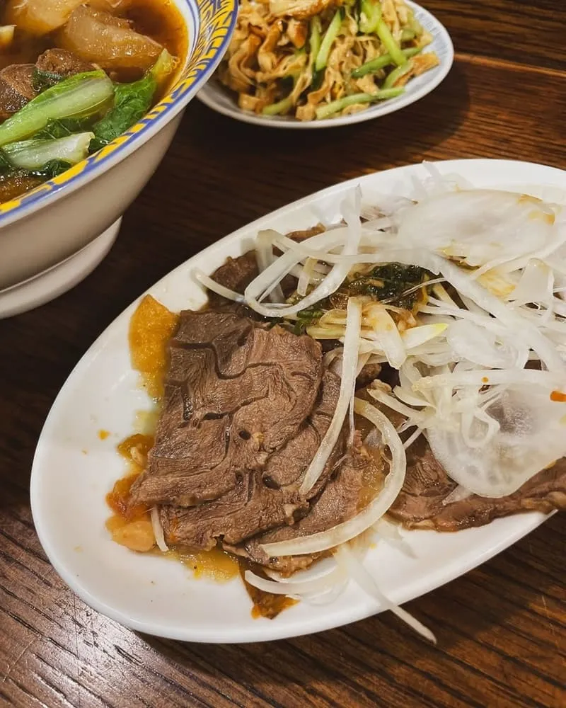春梅家牛肉麵