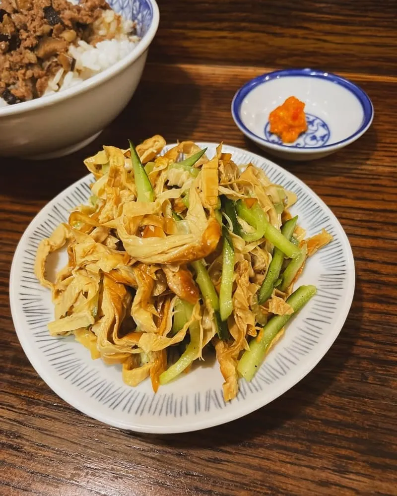 春梅家牛肉麵
