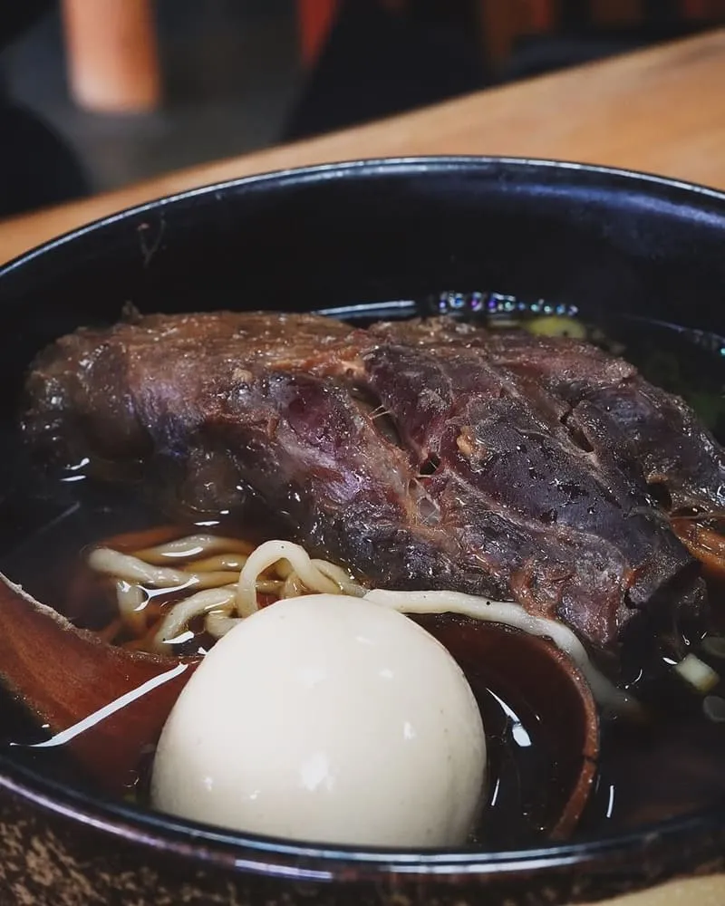 蘆洲紅燒羊肉拉麵淡水總店