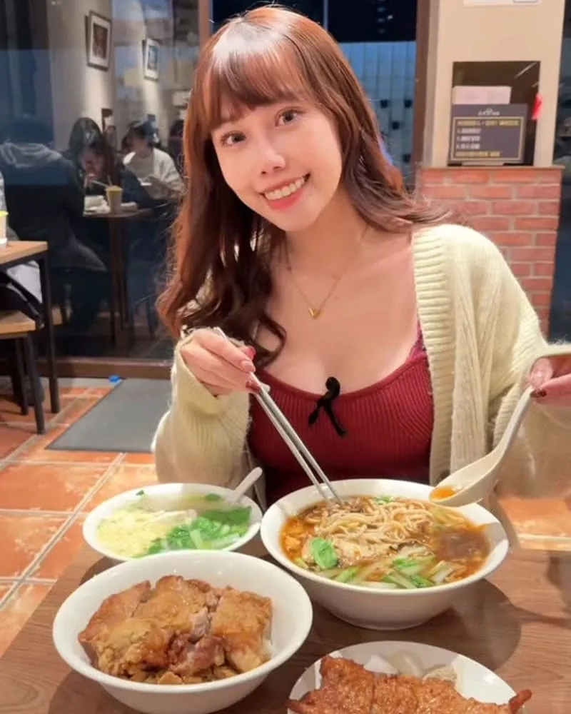 「黑殿飯店」新北淡水美食推薦