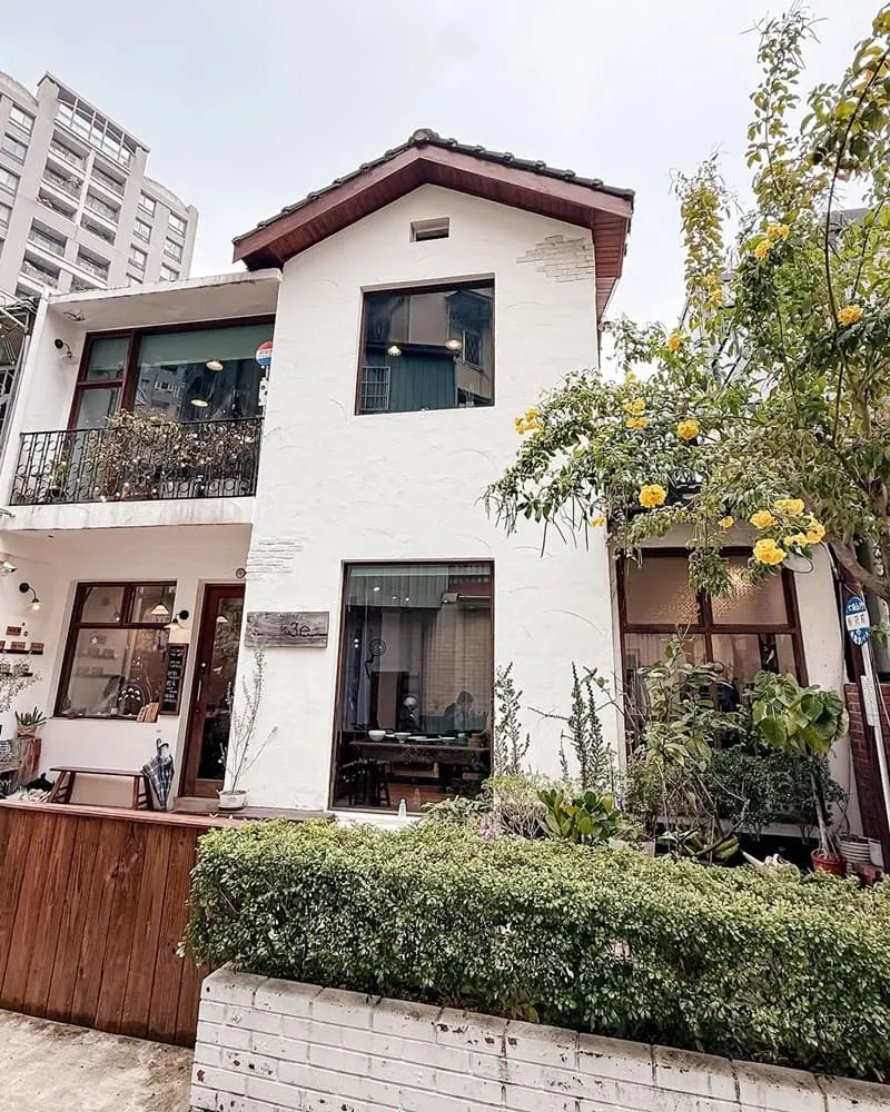 MITAKA 3e Cafe