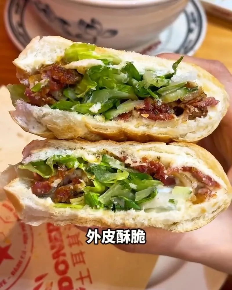 Adam Quy越南河粉