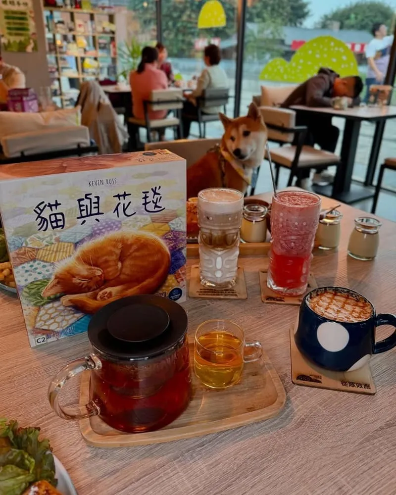 玩逗樹咖啡