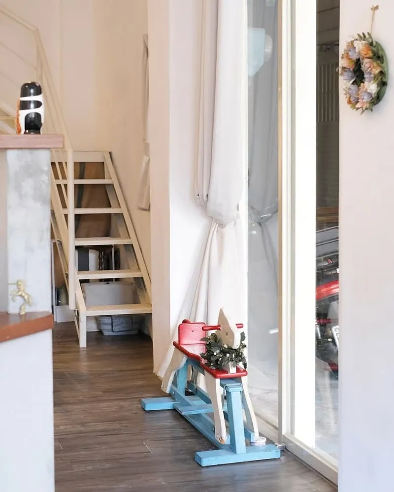 Pingping_attic