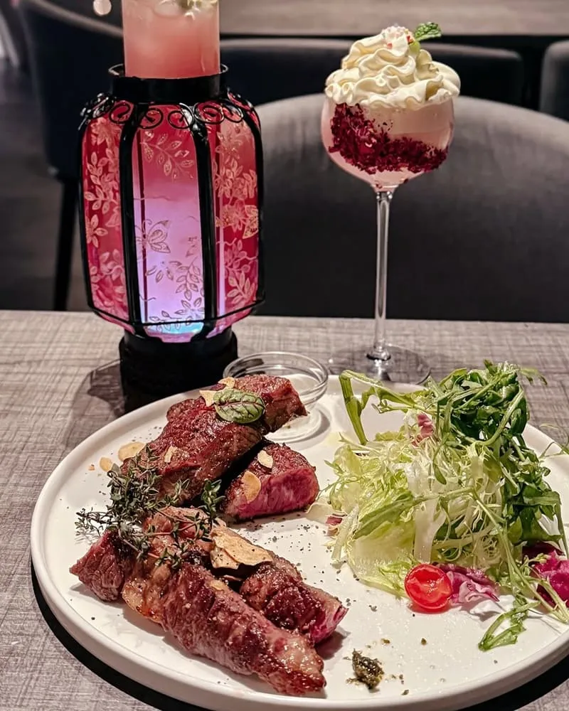 Cheers&Co 咖啡餐酒館