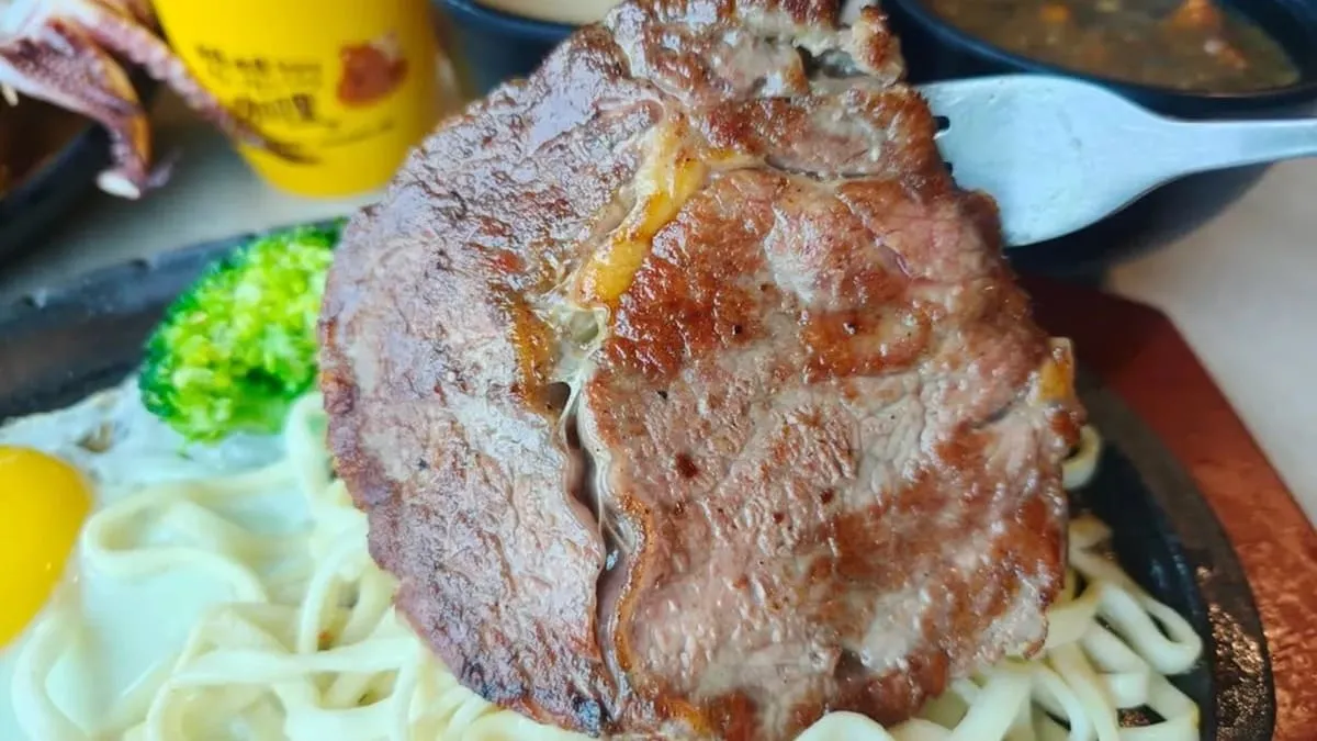 想想咖哩x吃吃牛排