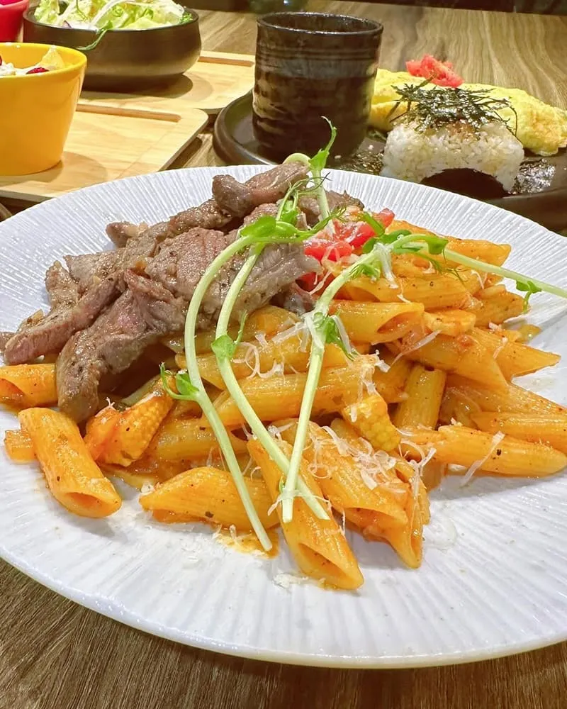 在樓上Tilauting Brunch