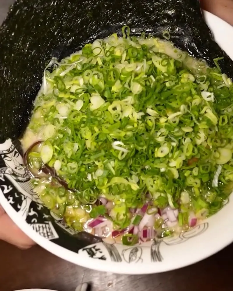 橫杉拉麵