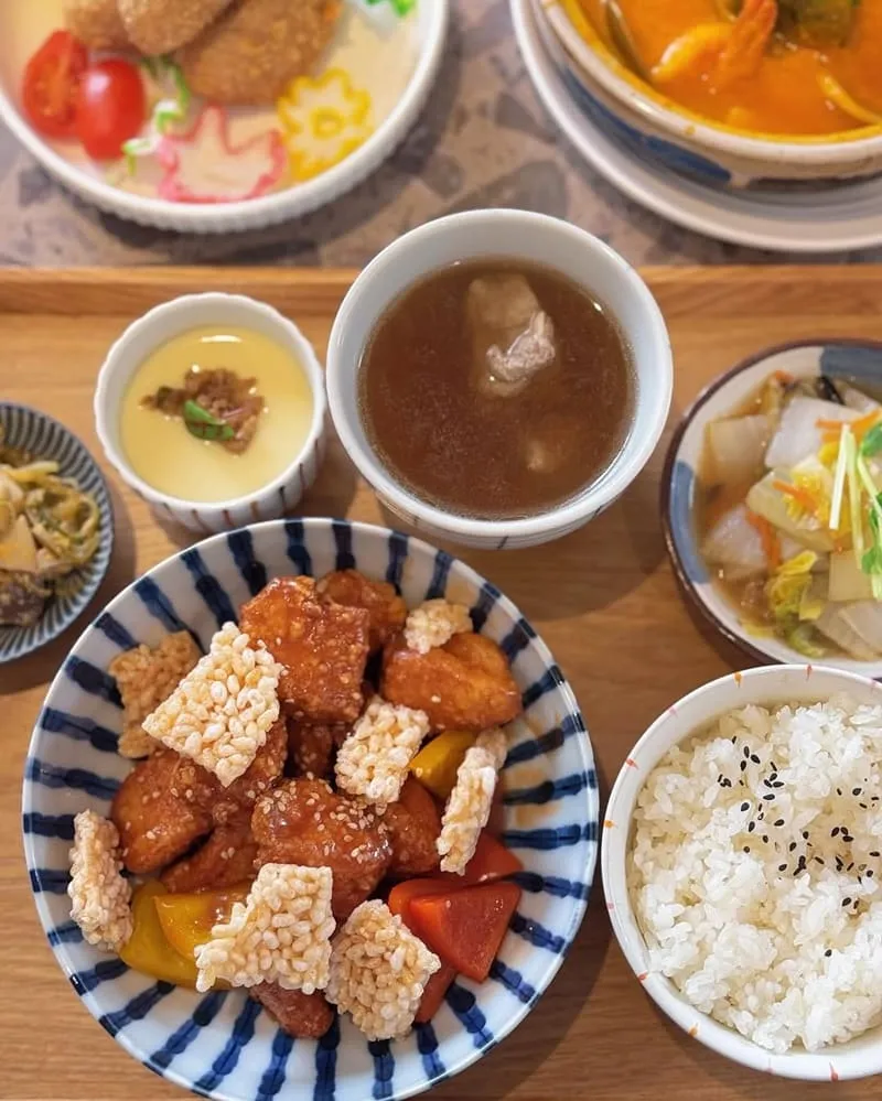 湯明茶樓
