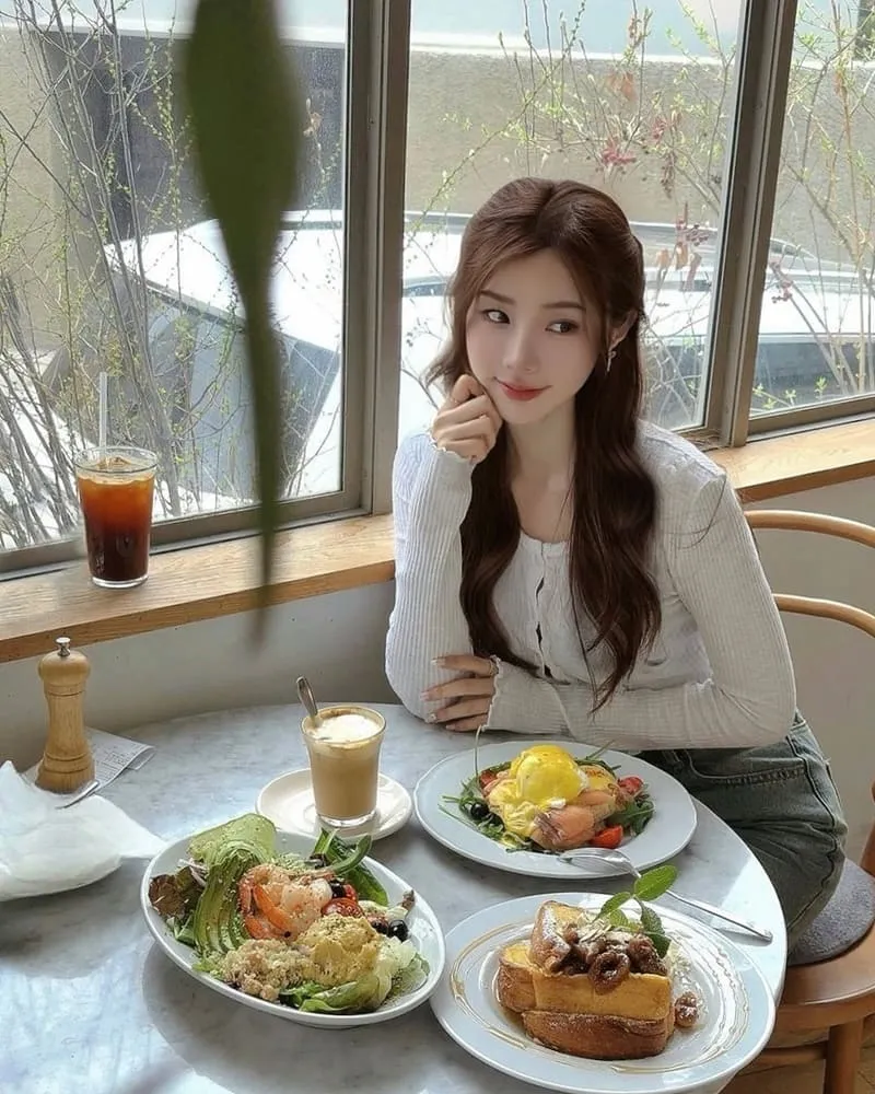 Oasis Cafe & Restaurant