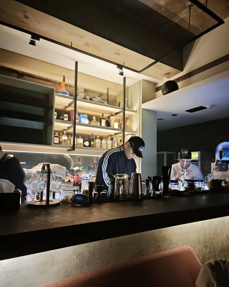 Shisha Lounge 煙 Cafe&Bar