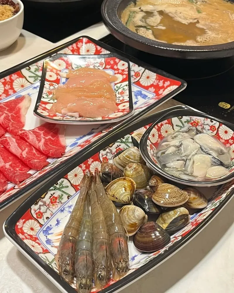 芡芳石頭火鍋