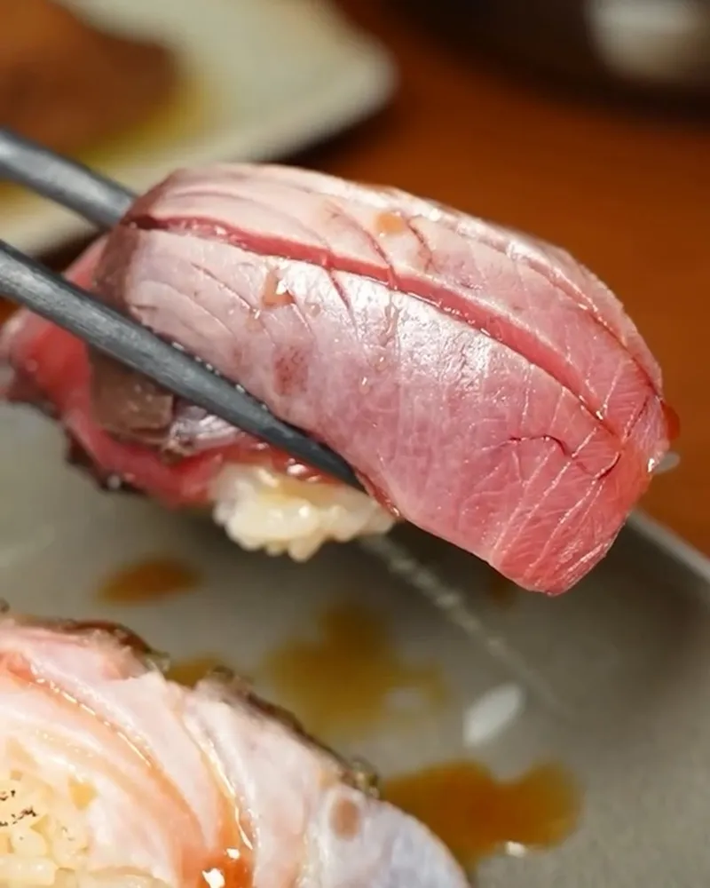 浪金生魚片