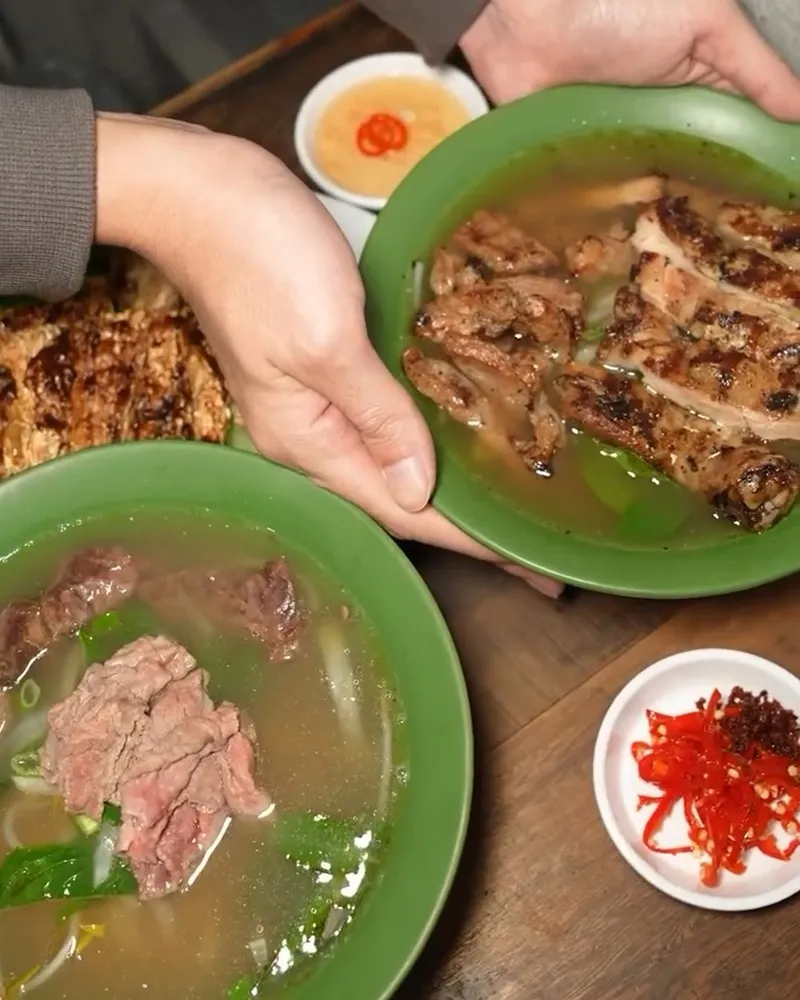 Pho Wild越式生牛肉河粉