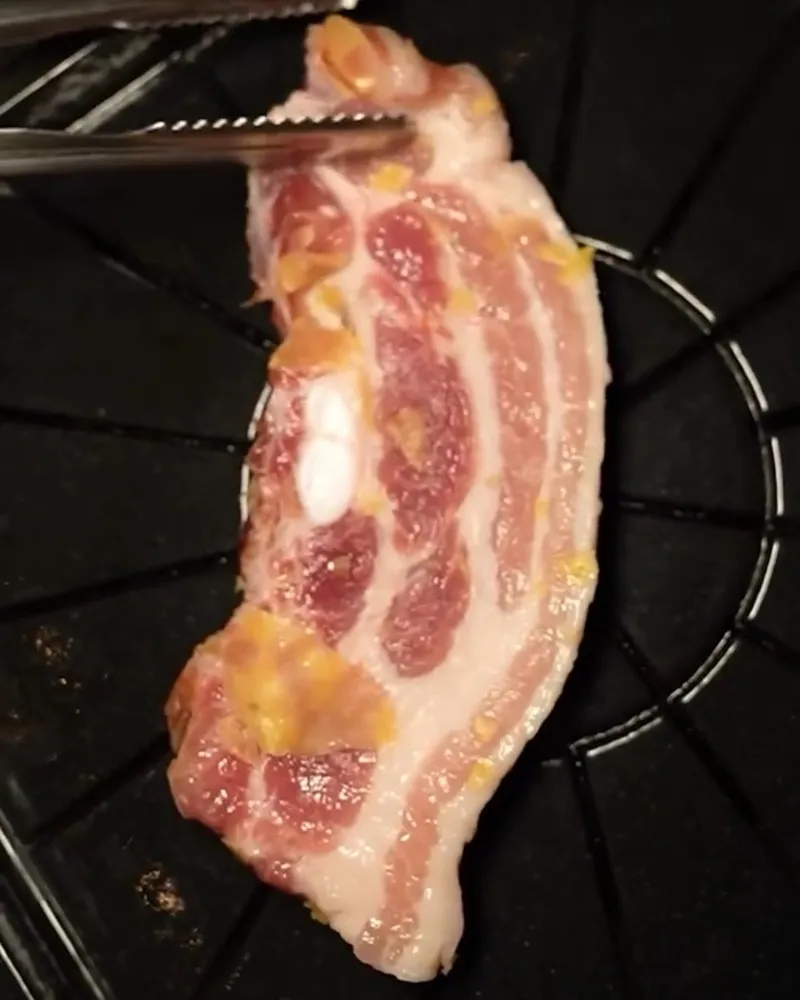 深夜裡的熟成肉肉舖.EOTTAE