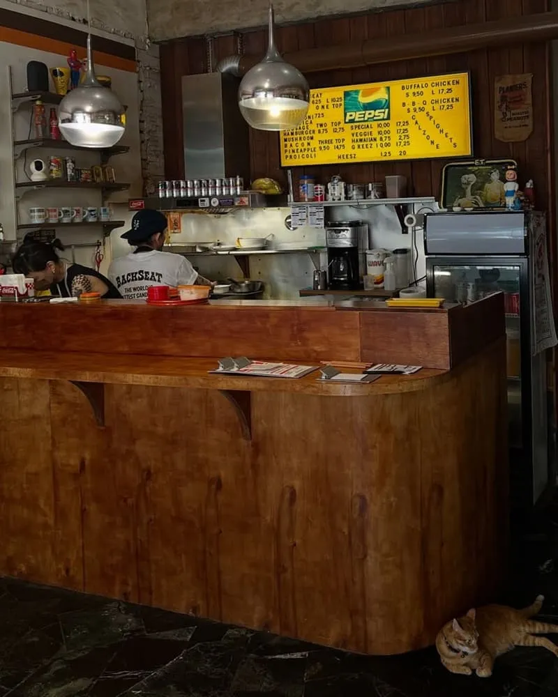 後座熟食店 Backseat Deli