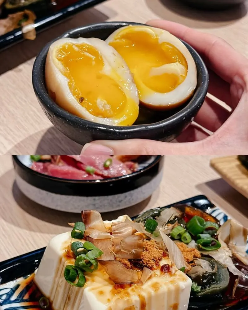 蒜湯舒肥雞麵搭配糖心蛋與配菜