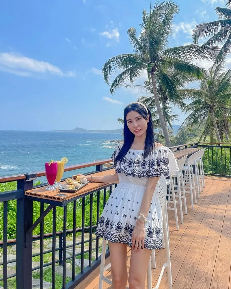 藍色海灣 Bluebayou