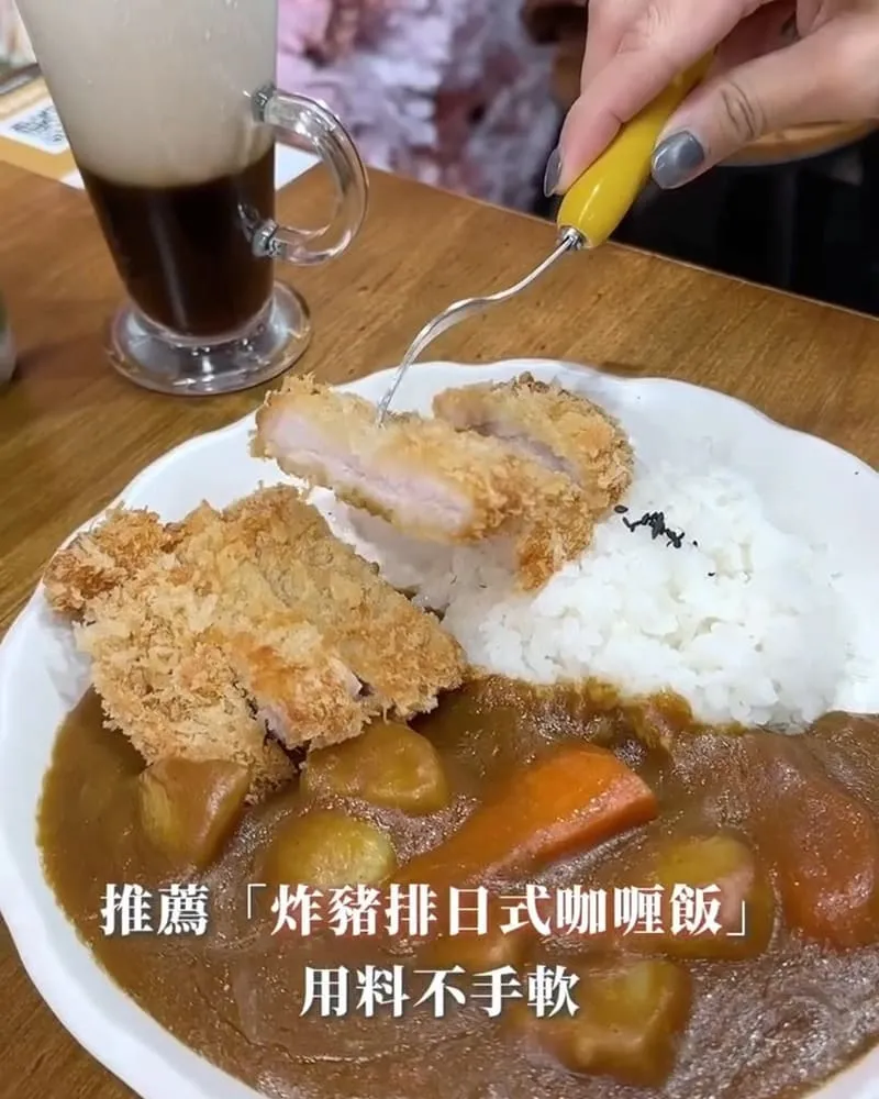 喵通路咖啡廳 Cat Path Coffee