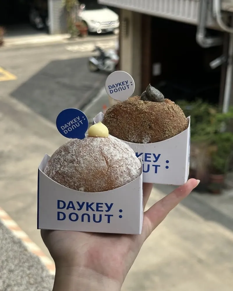 DAYKEY DONUT