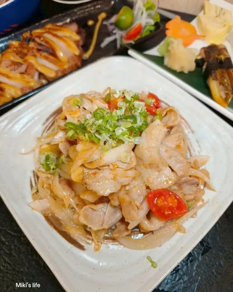 倒滿日料酒場