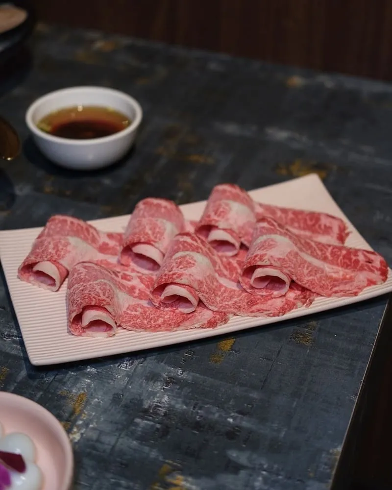 老撈麻辣火鍋鴛鴦火鍋