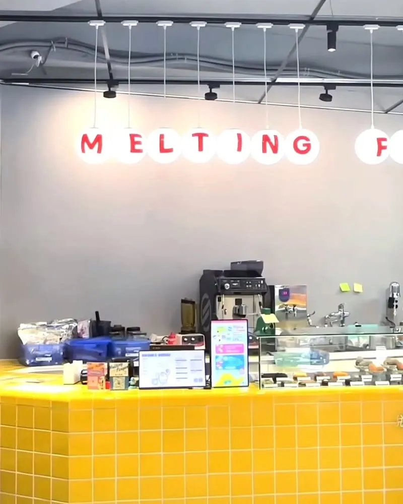 Melting Finger Cafe 馬卡龍台中店