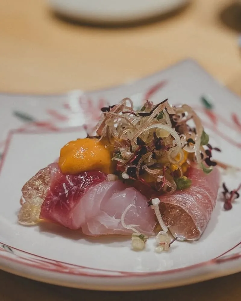 鮨冶吉
