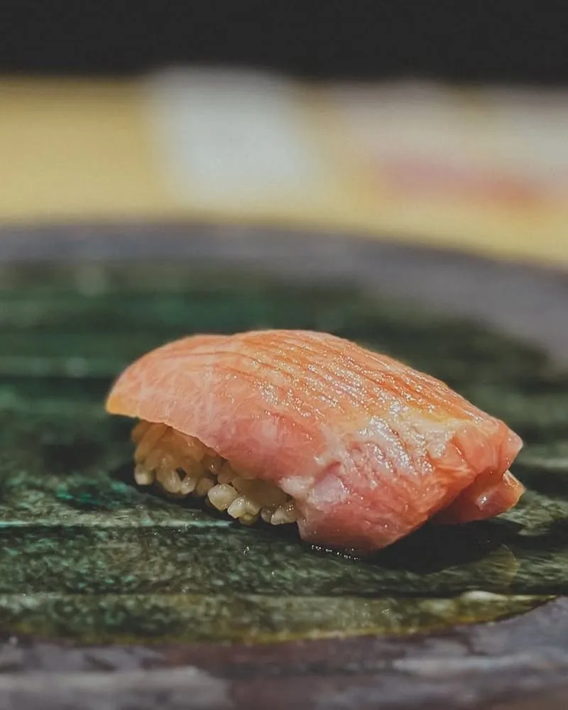 鮨冶吉
