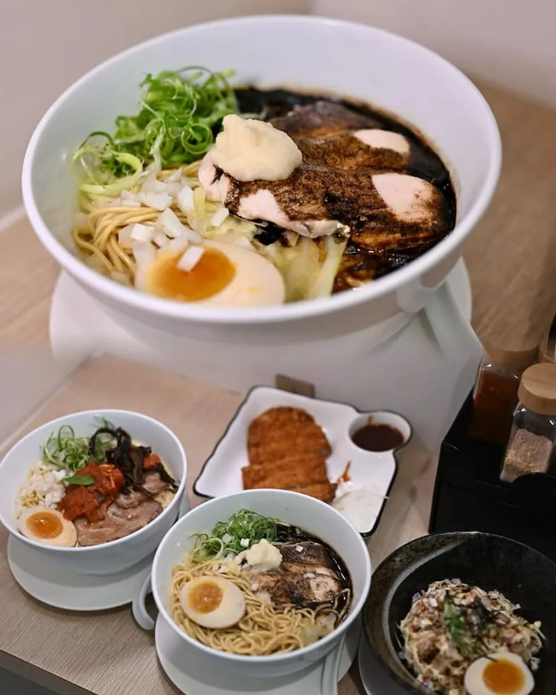 昭和鳳。パイタン 。雞白湯拉麵