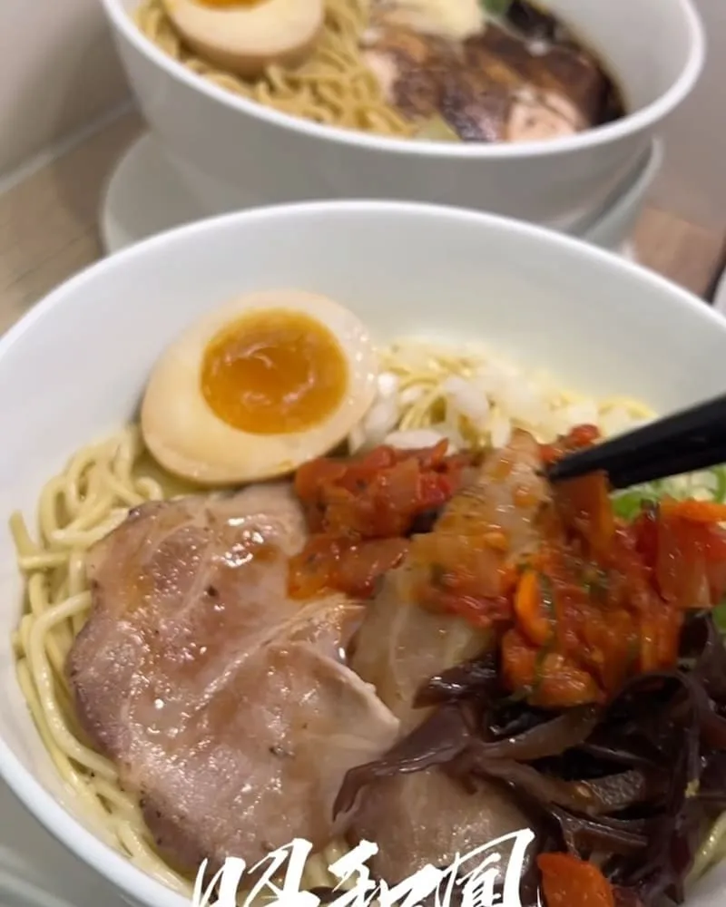昭和鳳。パイタン 。雞白湯拉麵