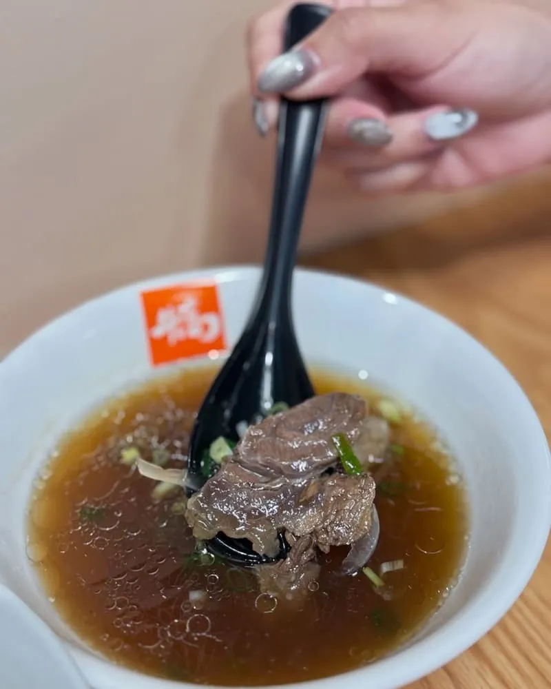 犒麵飯小籠包