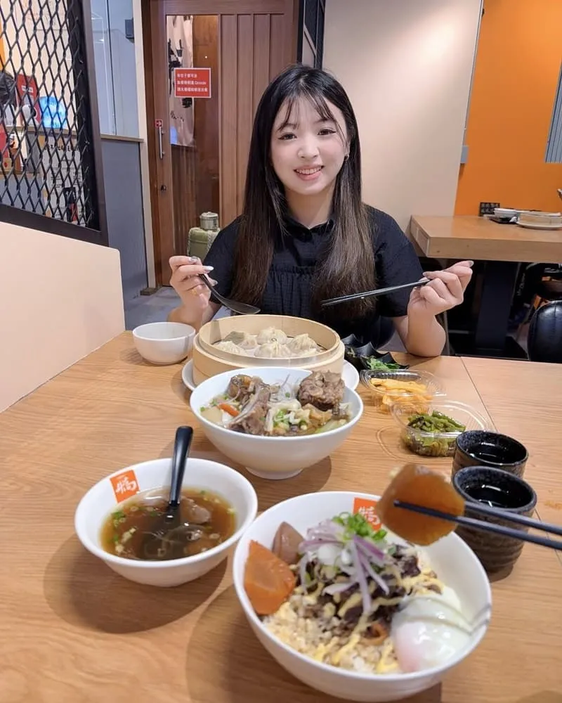 犒-麵.飯.小籠包