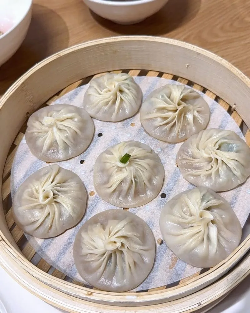 犒麵飯小籠包