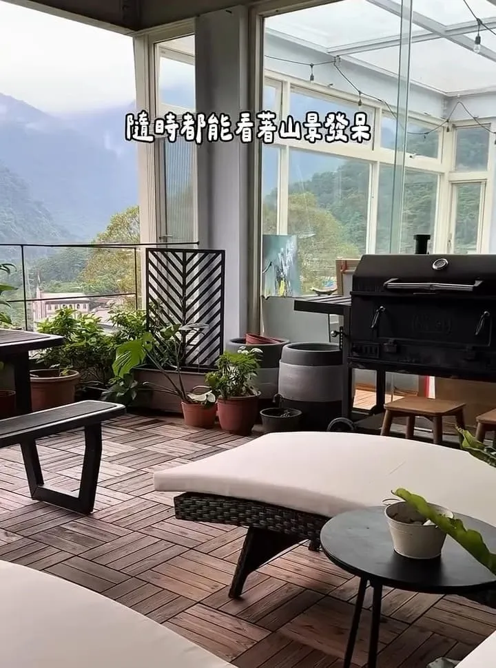烏來旅晨溫泉民宿