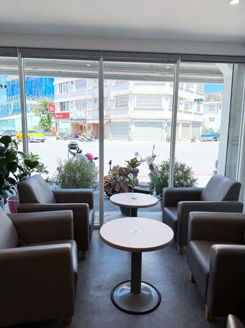 藍灣咖啡 Blue coffee 台東中山店