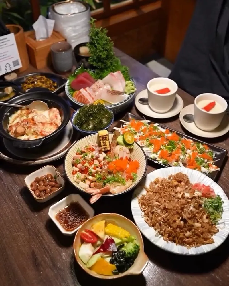 御浜川食事處